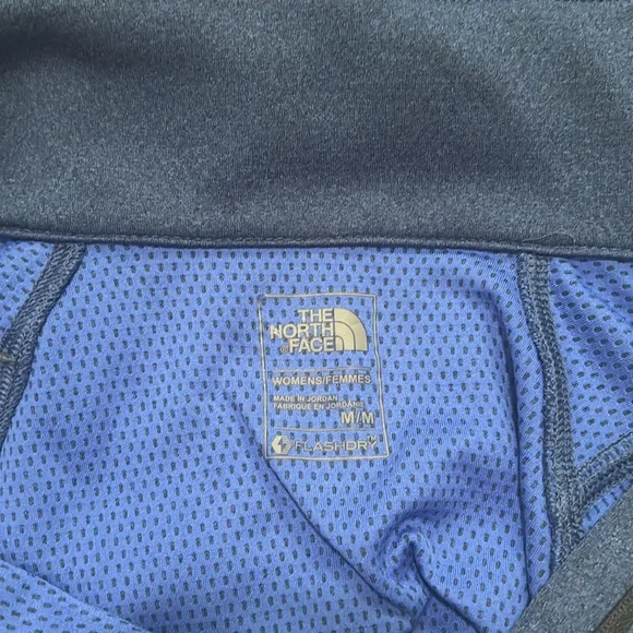 The North Face Athletic Quarter Zip Size Medium - Picture 8 of 9